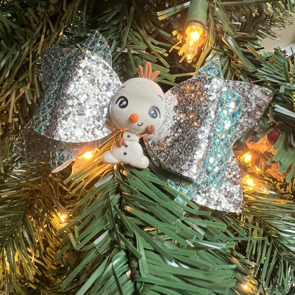 Glittery Silver and Blue Olaf Hair Bow!